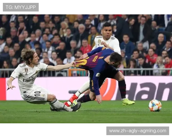 皇马与巴萨在欧冠赛场的交战纪录:分析皇马与巴萨在欧冠历史中的对决 皇马与巴萨在欧冠赛场的交战纪录:分析皇马与巴萨在欧冠历史中的对决