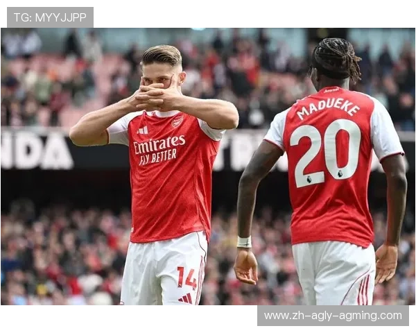 枪手战伯恩茅斯首发曝光马丁内利搭档哲凯赖什斯凯利坐镇中场